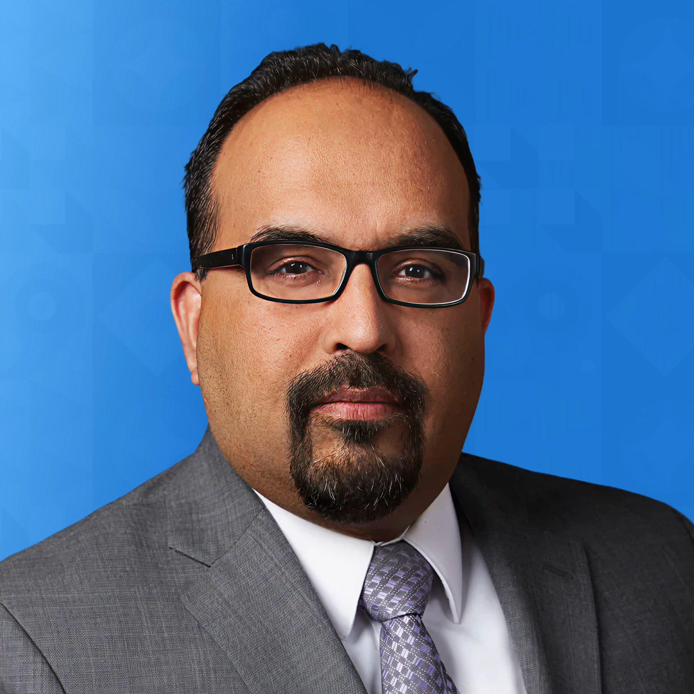 Shahzad Khan, Principal Attorney