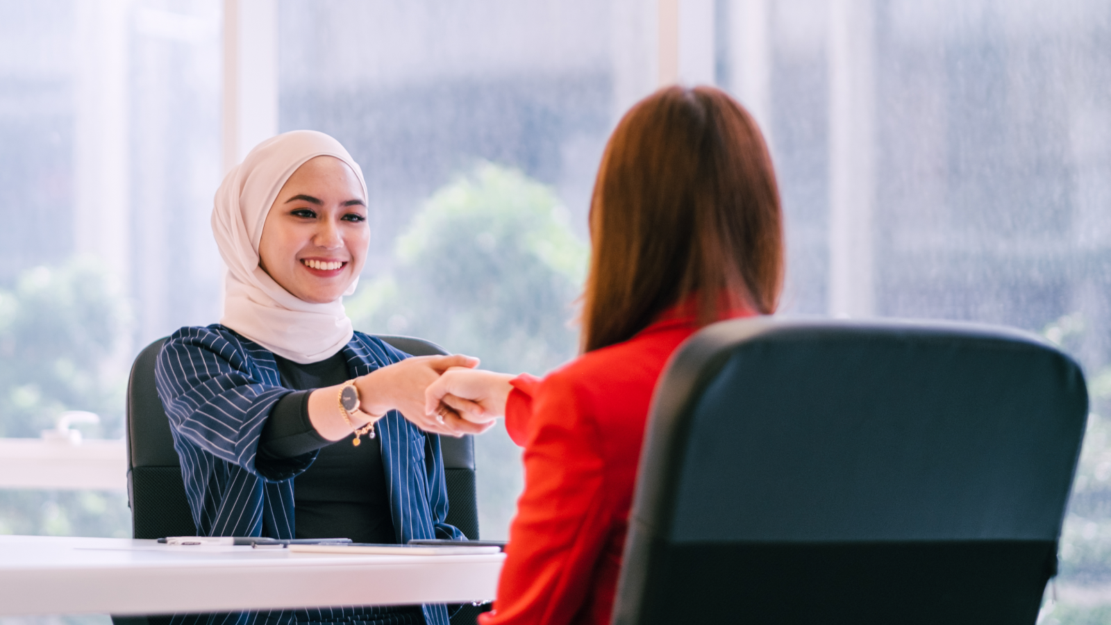  Immigration lawyer working with client on H-1B consular processing