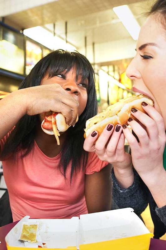 can cigarettes make your throat hurt Can smoking cause a sore throat?