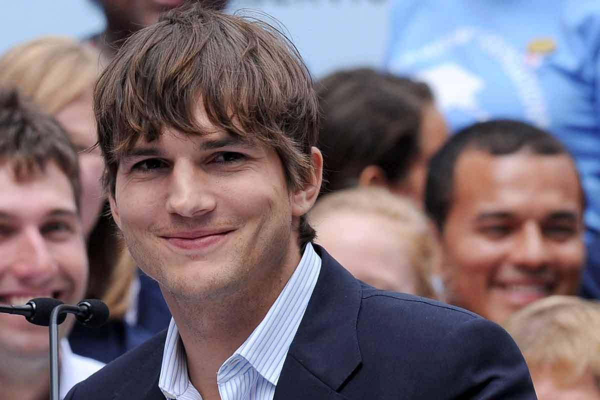 Ashton Kutcher had bizarre vasculitis symptoms. 
