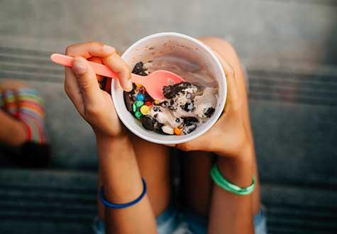Find ways to enjoy ice cream treats in the summer without ruining your diet.
