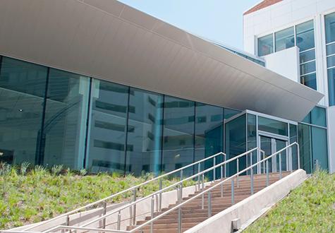 uva pharmacy on lee st in charlottesville