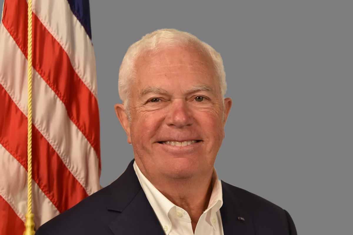 Tom Coyle, former triathlete and law-enforcement officer, survived a heart attack and cardiac arrest thanks to CPR & the smallest heart pump