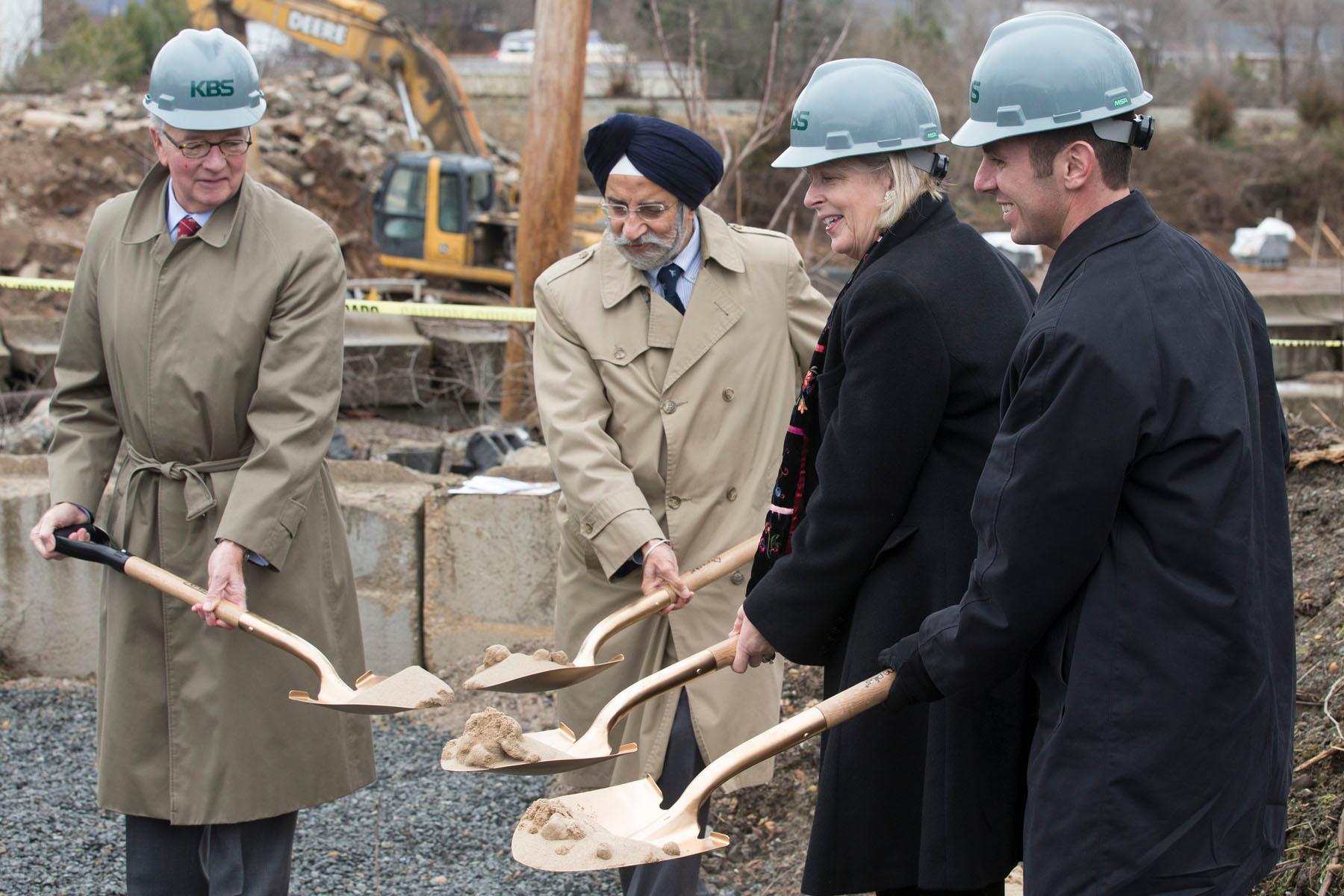 From left to right: Dick Gibson, chair, JABA Board of Directors; Charlottesville Mayor Satyendra Singh Huja; Dorrie Fontaine, dean, UVA School of Nursing; Craig Connors, vice president, Managed Care Operations, Riverside Health System