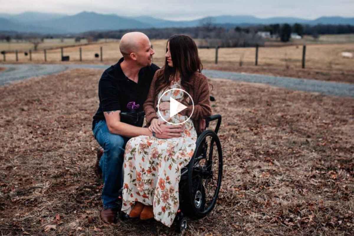 still from the film Dani's Twins